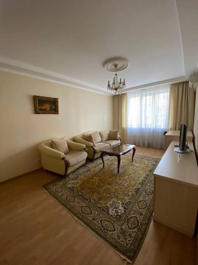 Apartment Mala Zhytomyrska 10 Kijev Kültér fotó